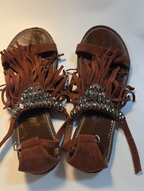 Coconuts by Matisse Brown Suede Fringe Sandals with Rhinestone Clusters